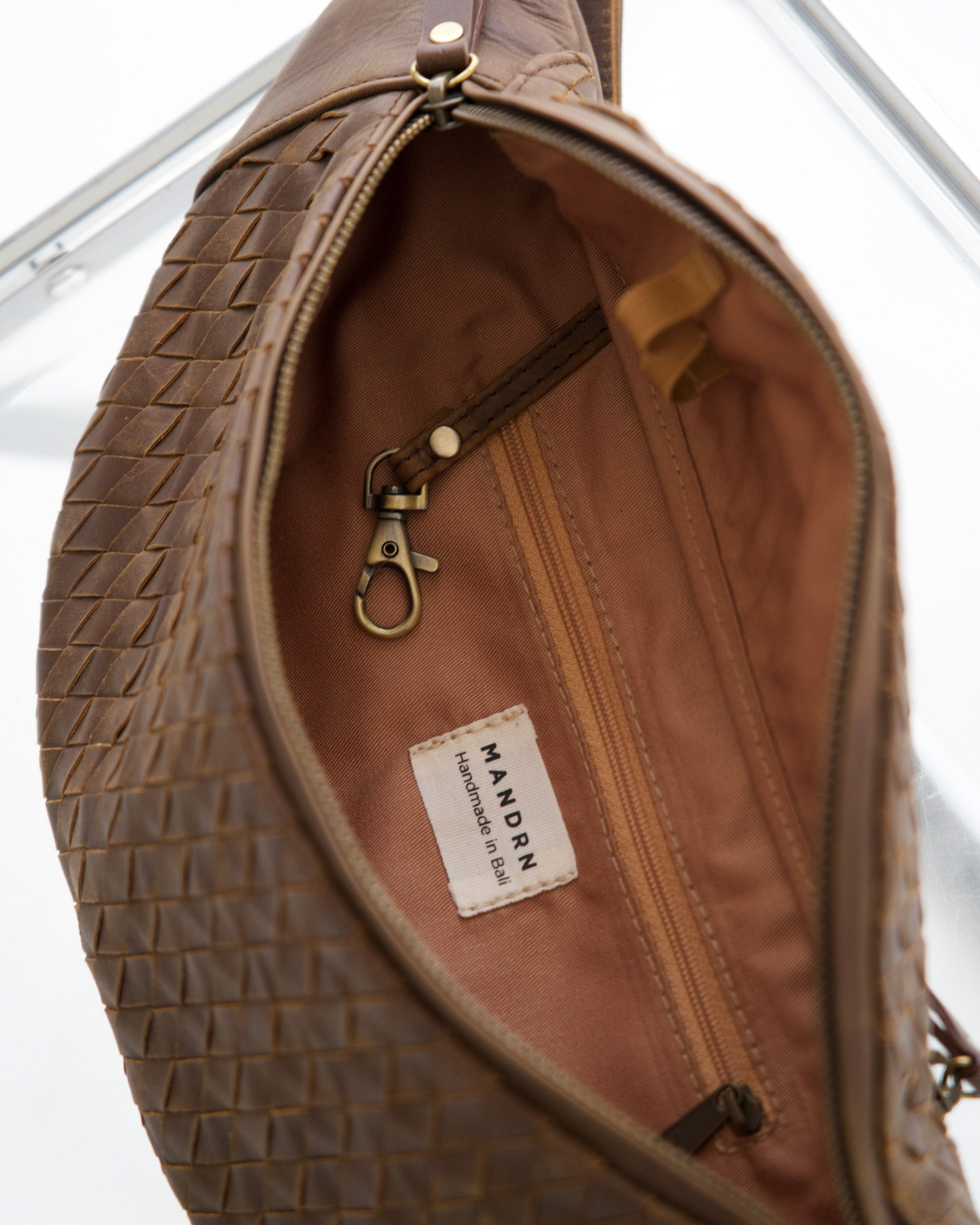 Woven Atlas - Saddle (Dark)